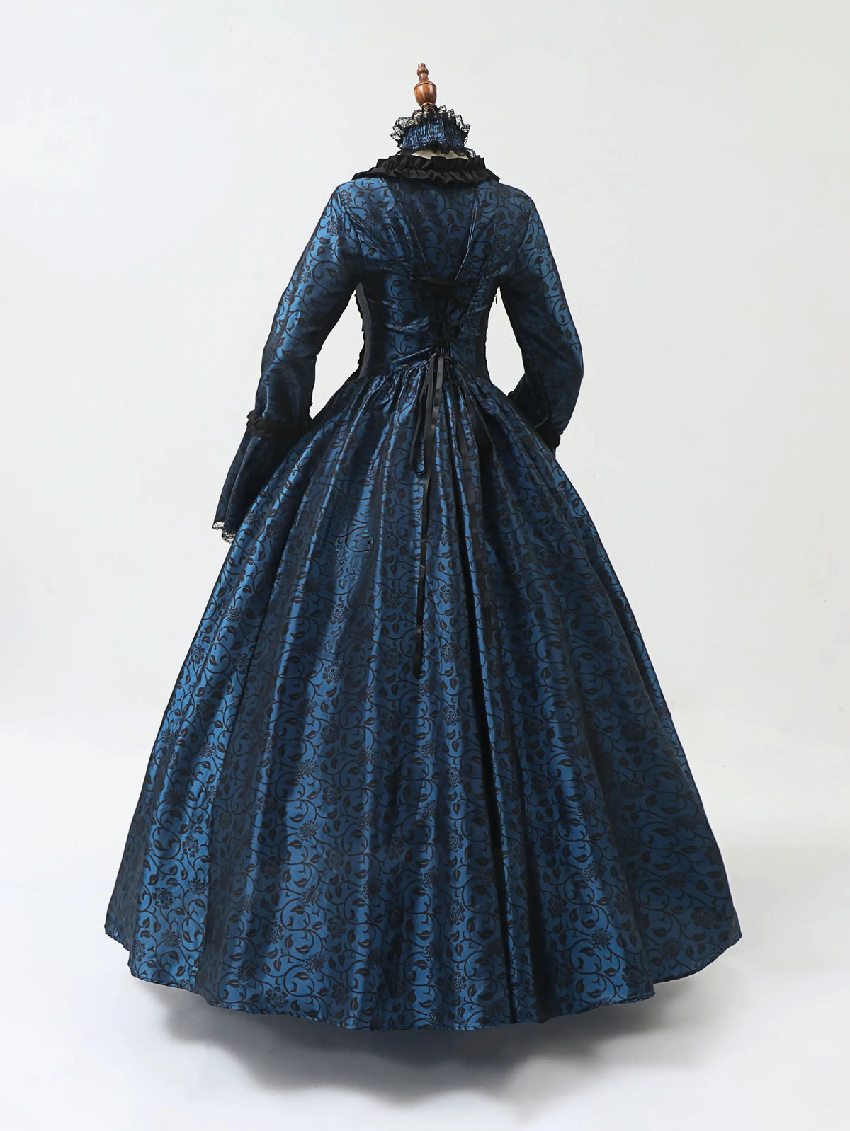 Robe de la Dame du Manoir de dos