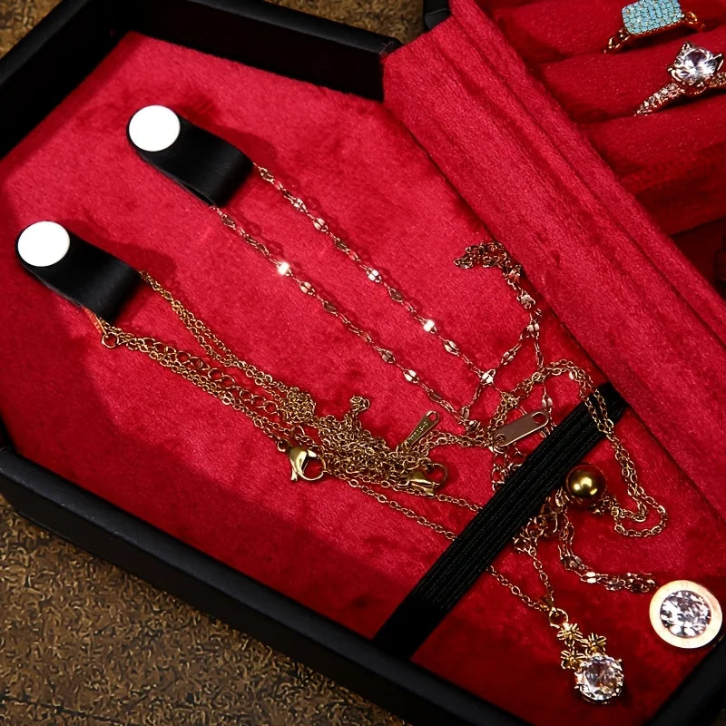 Rangement des colliers dans le couvercle de la boîte cercueil