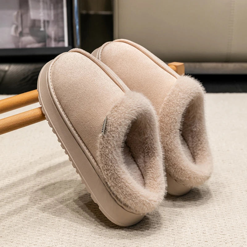 Les Chaussons Fourrés Bien au Chaud, photo 3 sur 6