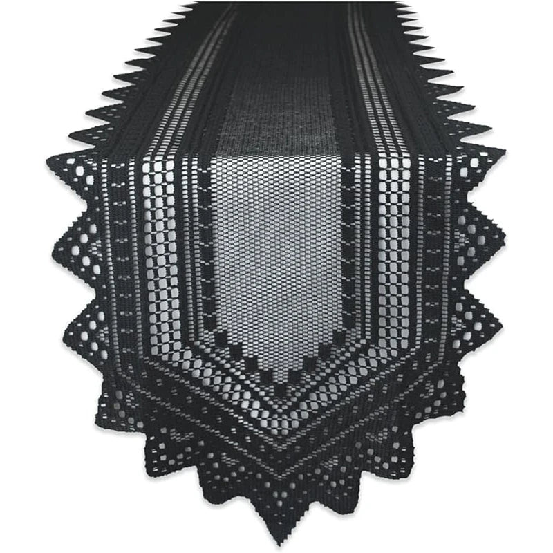 Le Chemin des Ombres : chemin de table en dentelle noire