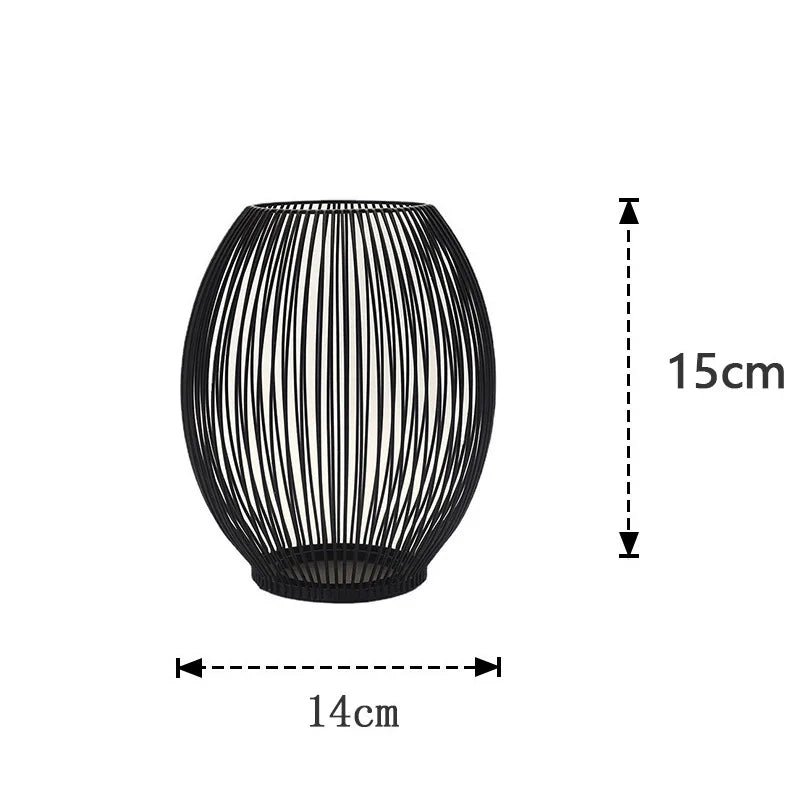 La Lanterne de Minuit, taille S : environ 15 cm de haut et 14 cm de large