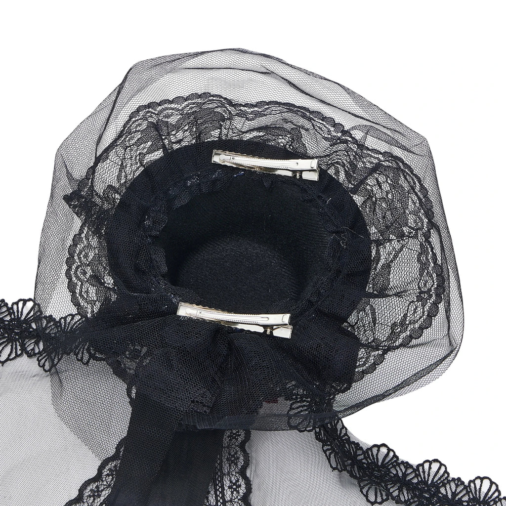 Mini chapeau gothique, détail du voile