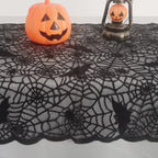 Nappe arachnéenne sous une citrouille
