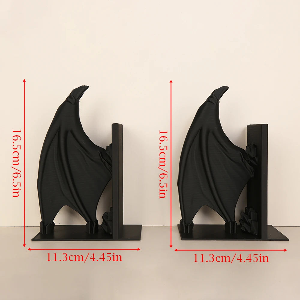 Dimensions : environ 16,5 cm de haut et 11,3 cm de large par serre-livre