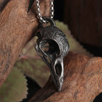 Le Pendentif du Corbeau
