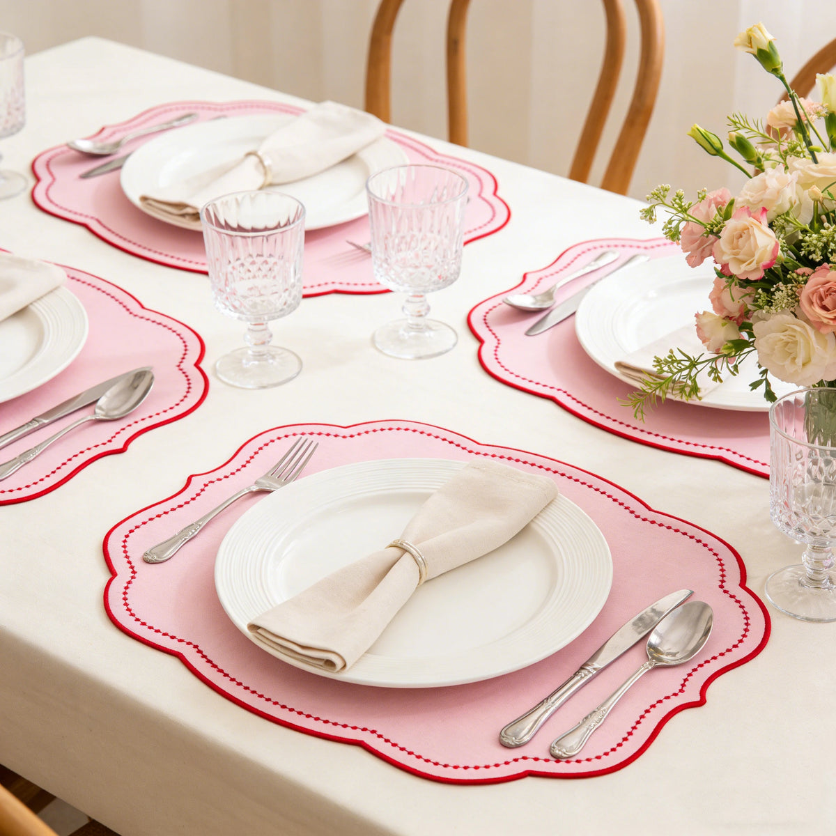 Les Sets de Table Brodés (lot de 4)