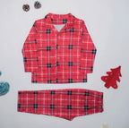 Le Pyjama de Noël à Carreaux Rouges, photo 2 sur 3