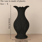 Dimensions : environ 16 cm de haut et 8,1 cm de large