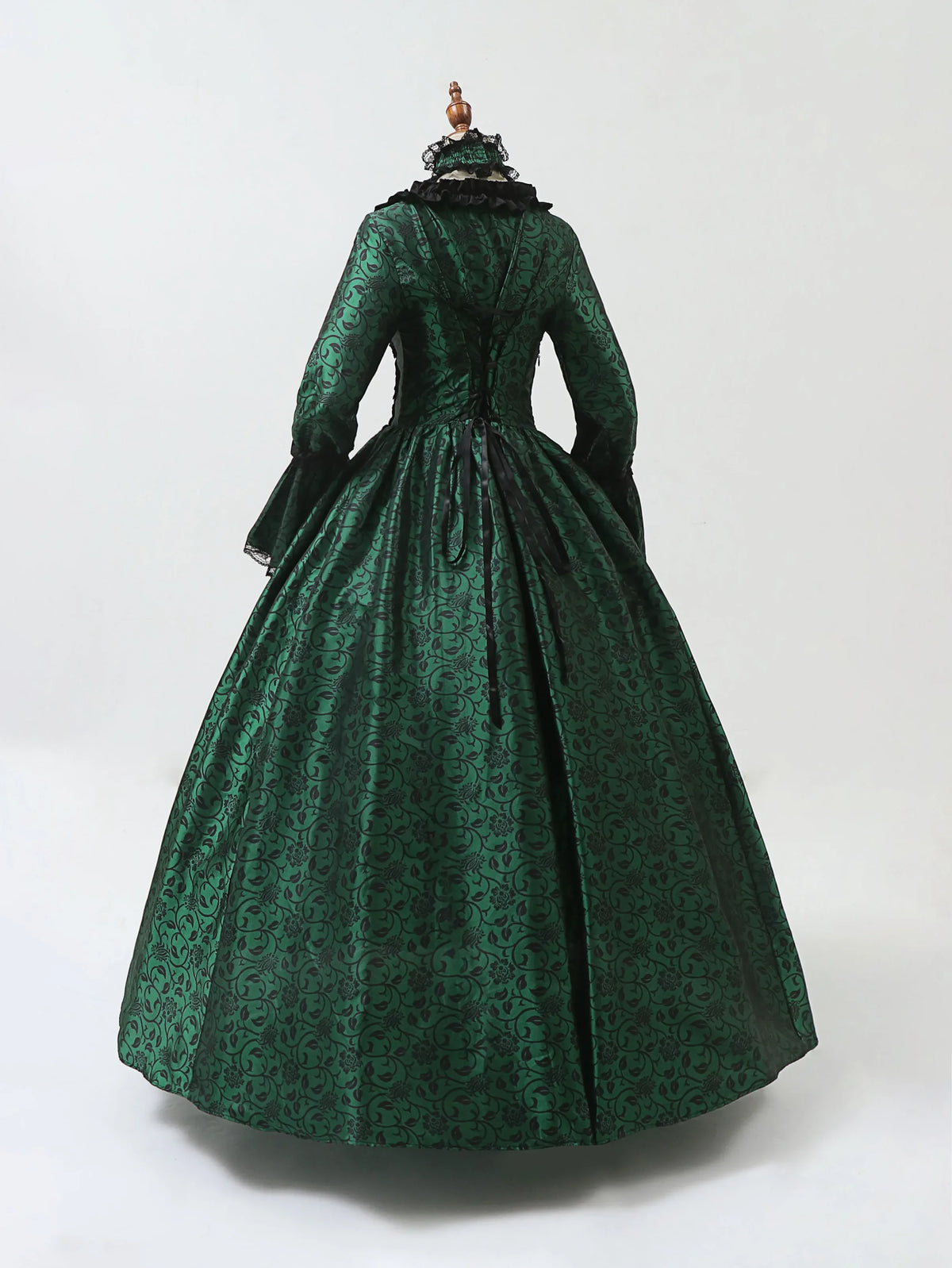 Robe de la Dame du Manoir de profil