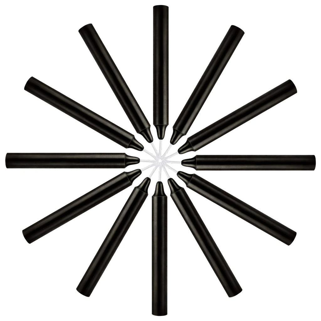 Bougies noires disposées en étoile