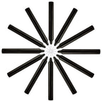 Bougies noires disposées en étoile