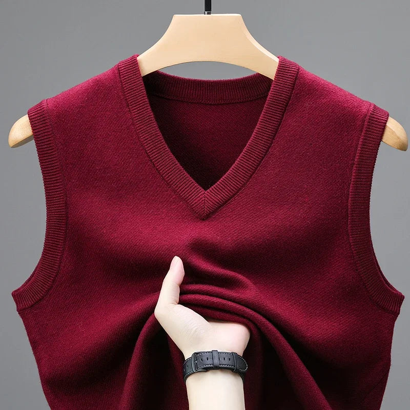 Le Pull Sans Manches Col V pour Homme