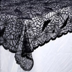 La Nappe Arachnéenne sur une table