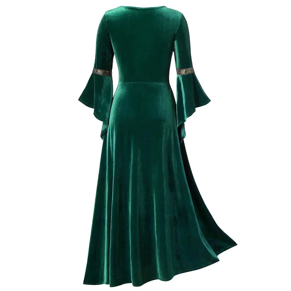 Robe médiévale en velours, vue de dos